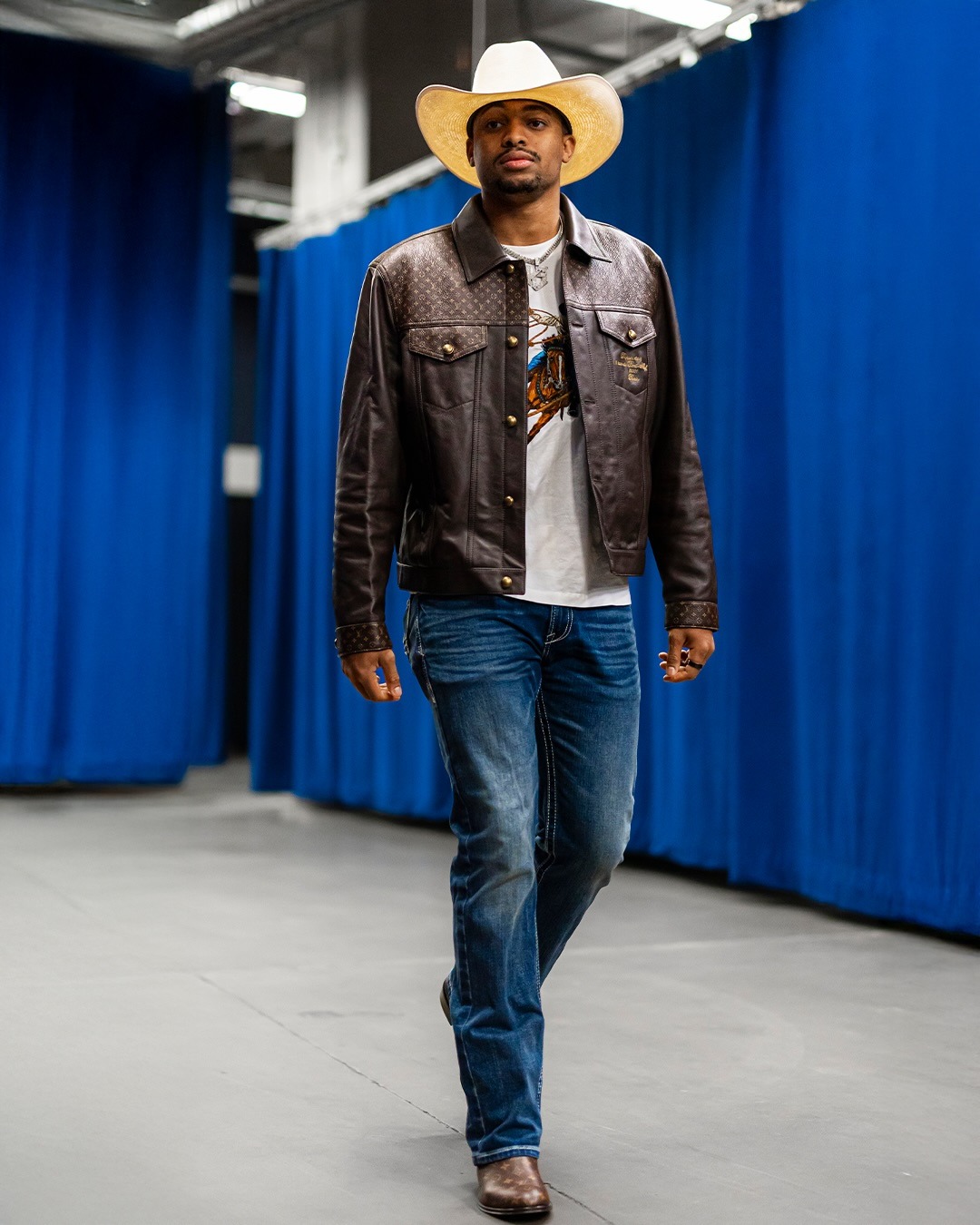 Keldon Johnson Louis Vuitton_Louis vuitton embellished leather trucker jacket dark brown – Looks